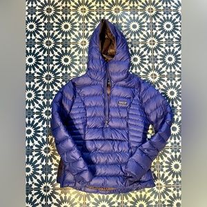 Patagonia Down Sweater Pullover Hoodie (EUC)